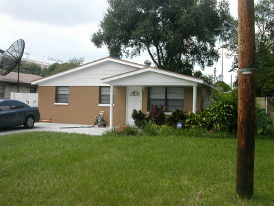 We buy sinkhole houses! 813-881-0400